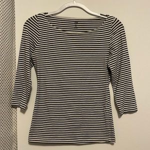 3/4 sleeve striped shirt